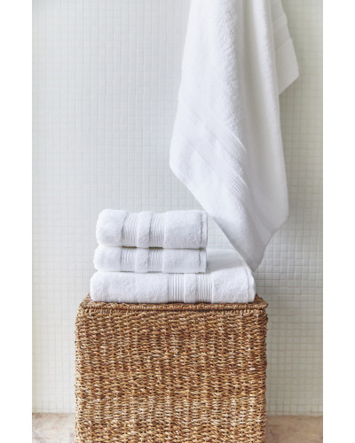 White Elegance Towels by Torres Novas