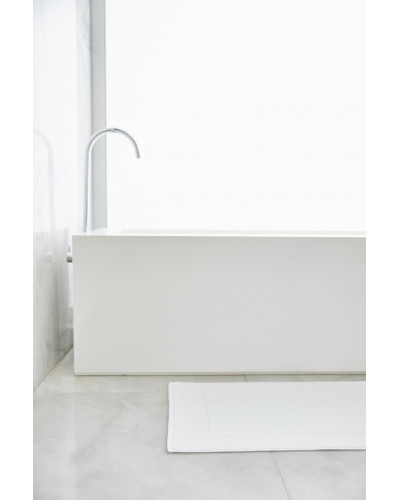 White Bath Mat By Torres Novas