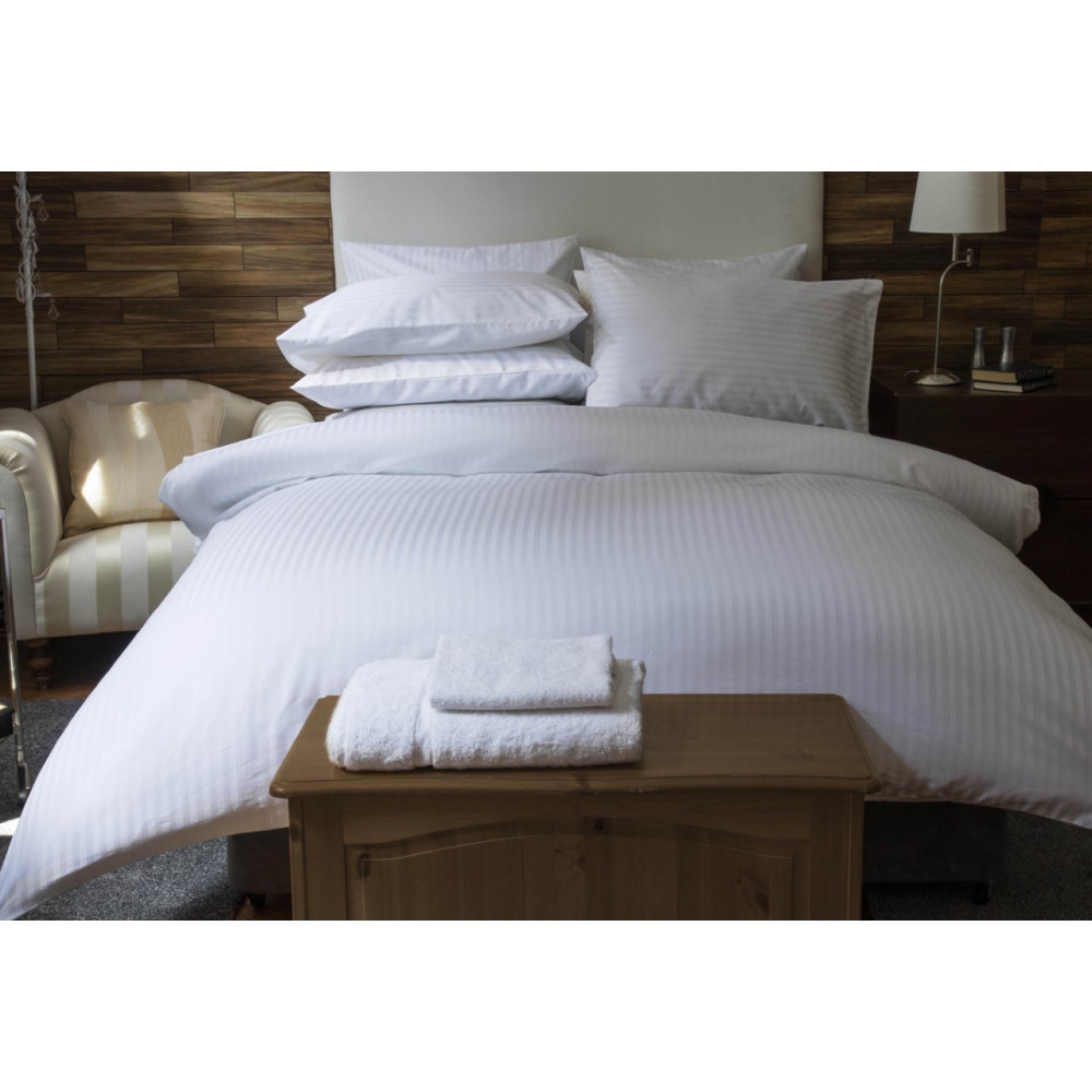 Hotel Suite 540TC Cotton Duvet Cover in White